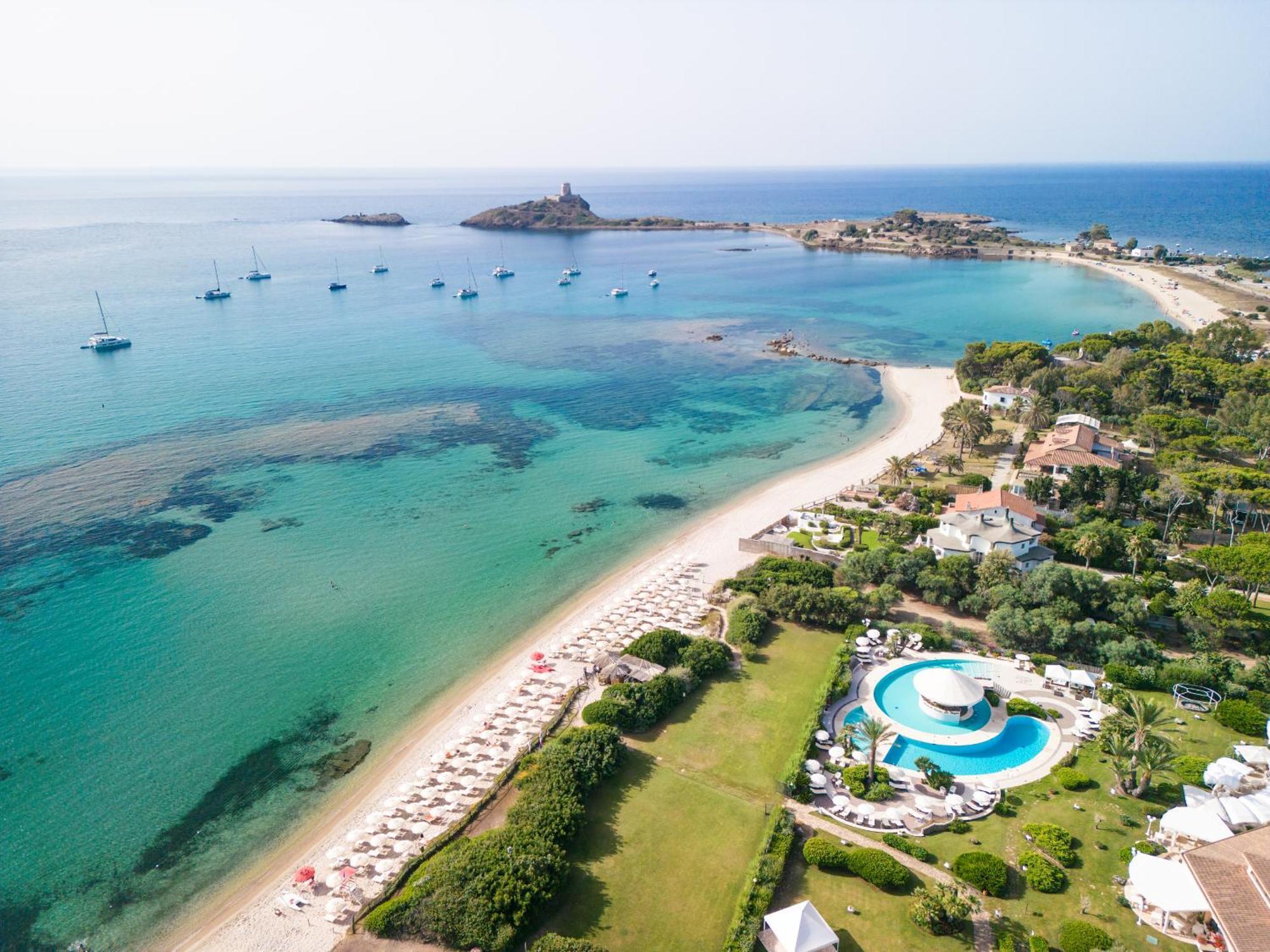 Hotel Baia Di Nora Pula Extérieur photo